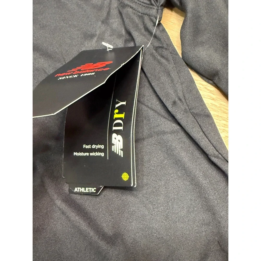 New Balance NB Dry Long Sleeve Athletic Shirt Black Crew Neck Performance Top S - Picture 5 of 5
